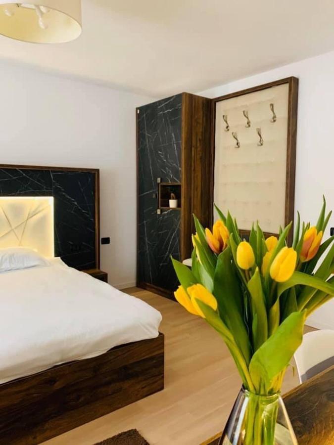 Guest house Residence- For Rent